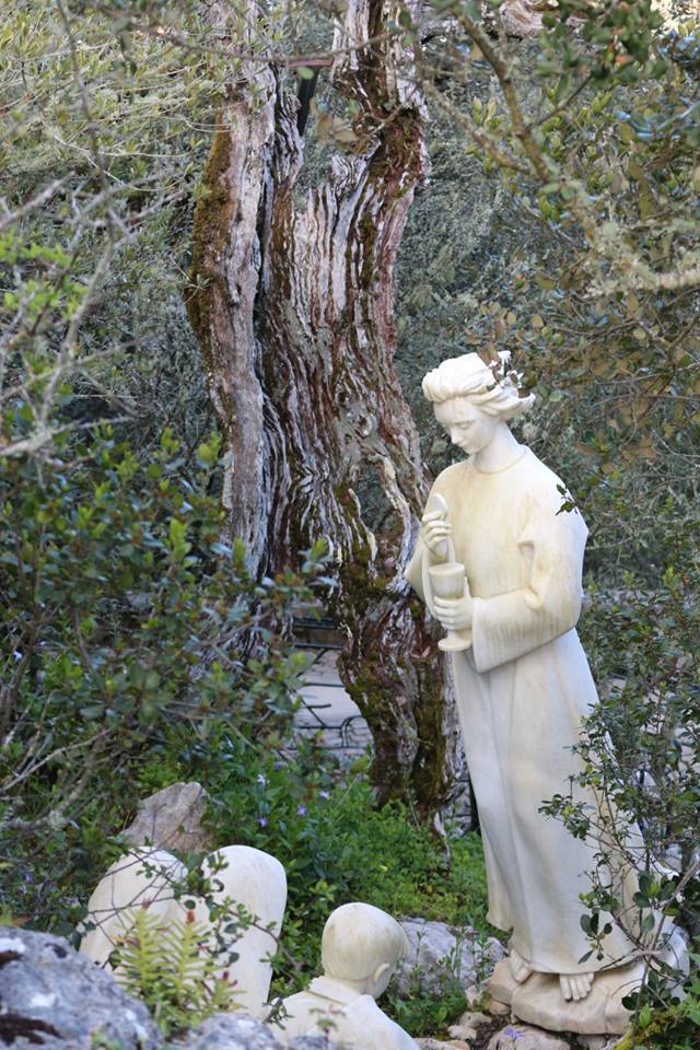 angelwithvisionaries